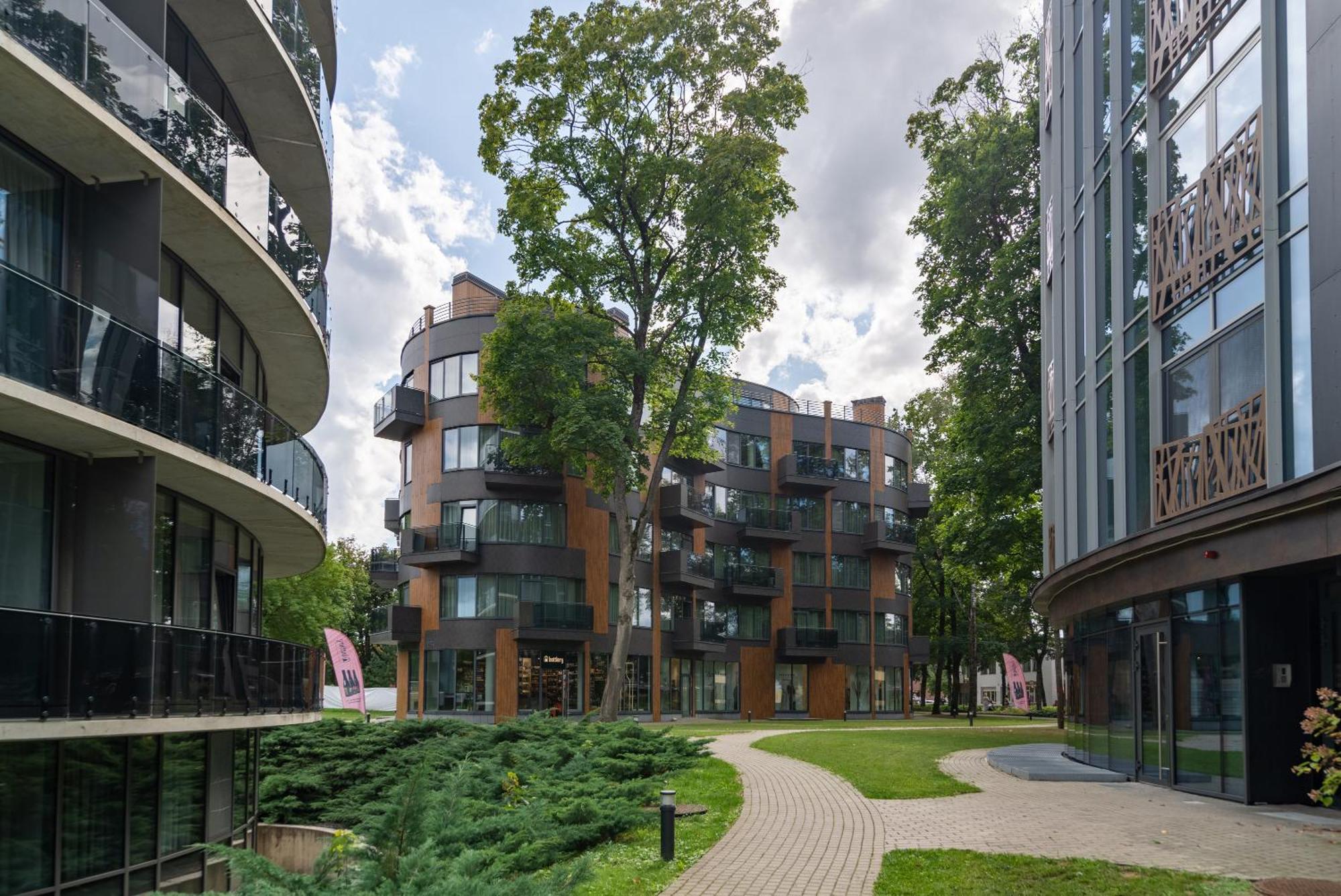 2 Bedroom Apt, 2 Garage Spots & Balconies, Self Check-In, By Cohost Druskininkai Exteriör bild