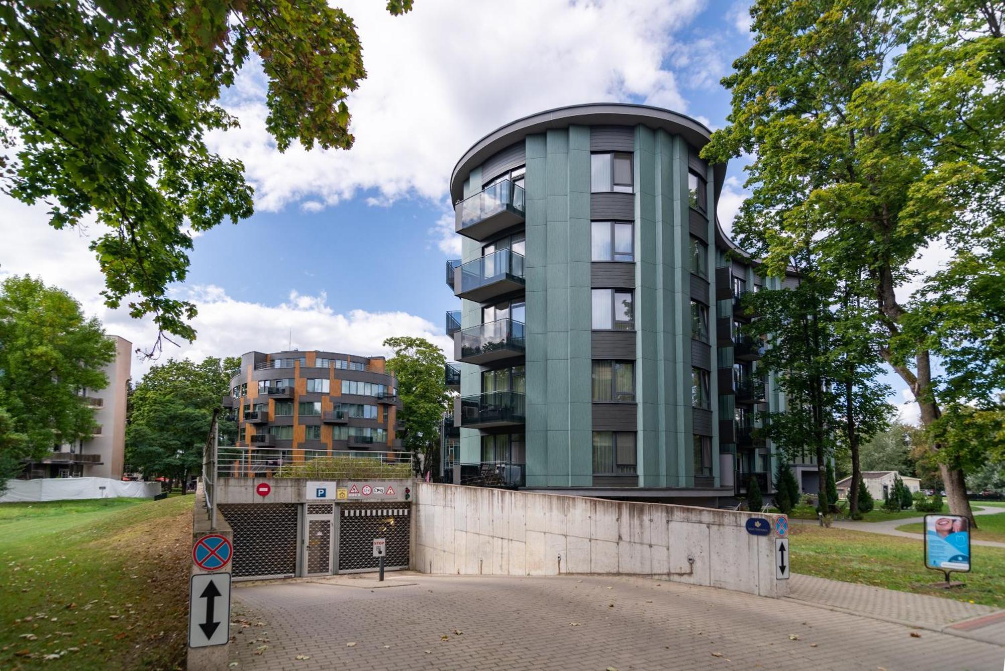 2 Bedroom Apt, 2 Garage Spots & Balconies, Self Check-In, By Cohost Druskininkai Exteriör bild