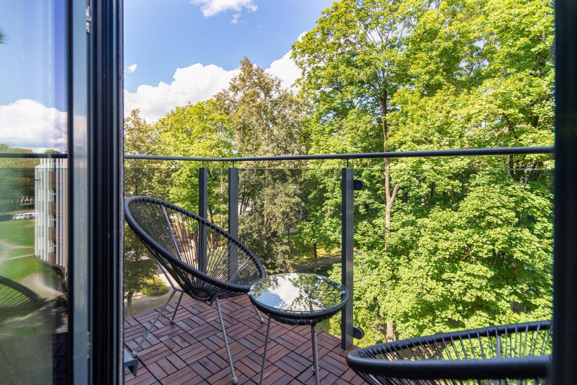 2 Bedroom Apt, 2 Garage Spots & Balconies, Self Check-In, By Cohost Druskininkai Exteriör bild