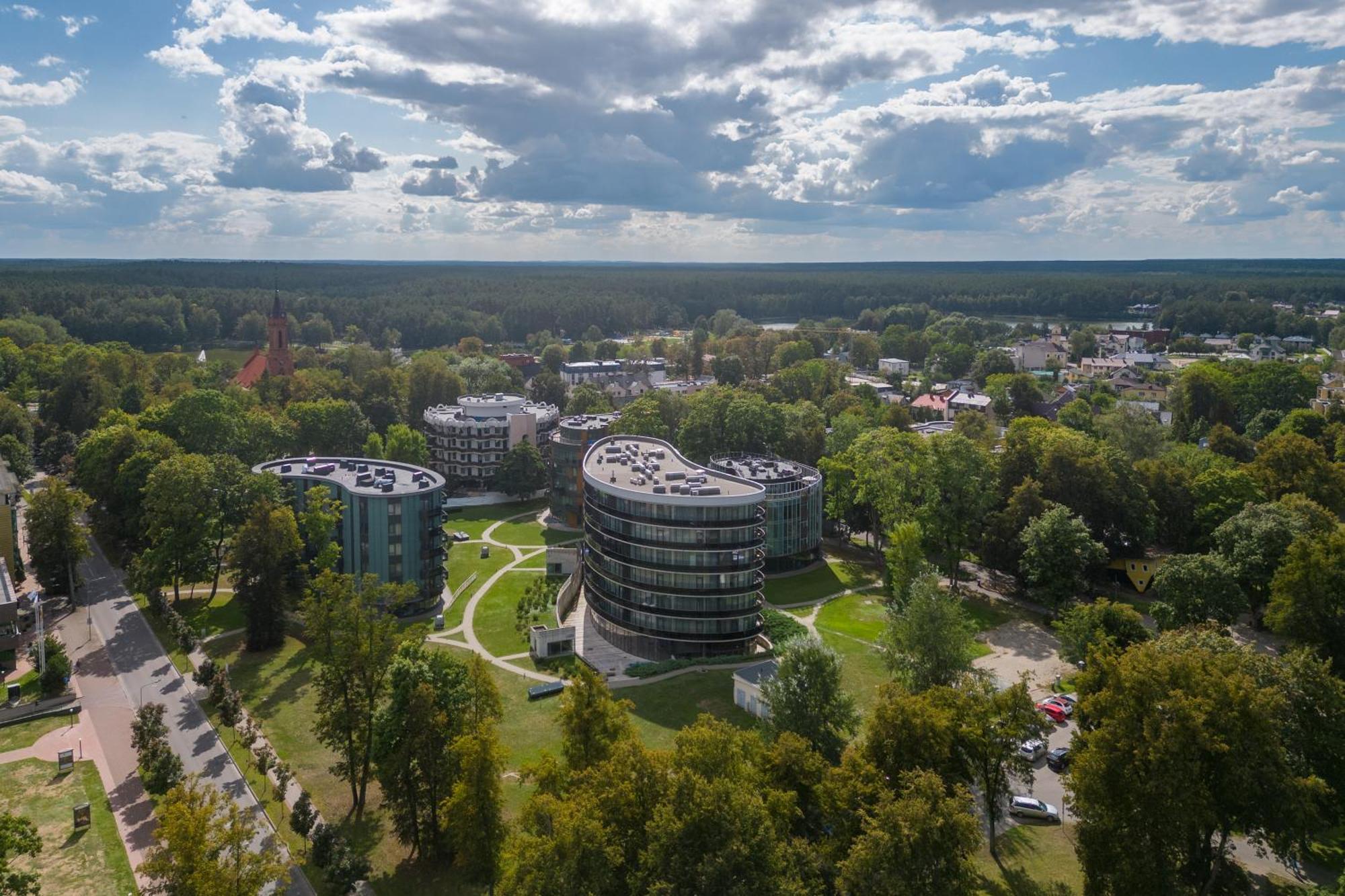 2 Bedroom Apt, 2 Garage Spots & Balconies, Self Check-In, By Cohost Druskininkai Exteriör bild