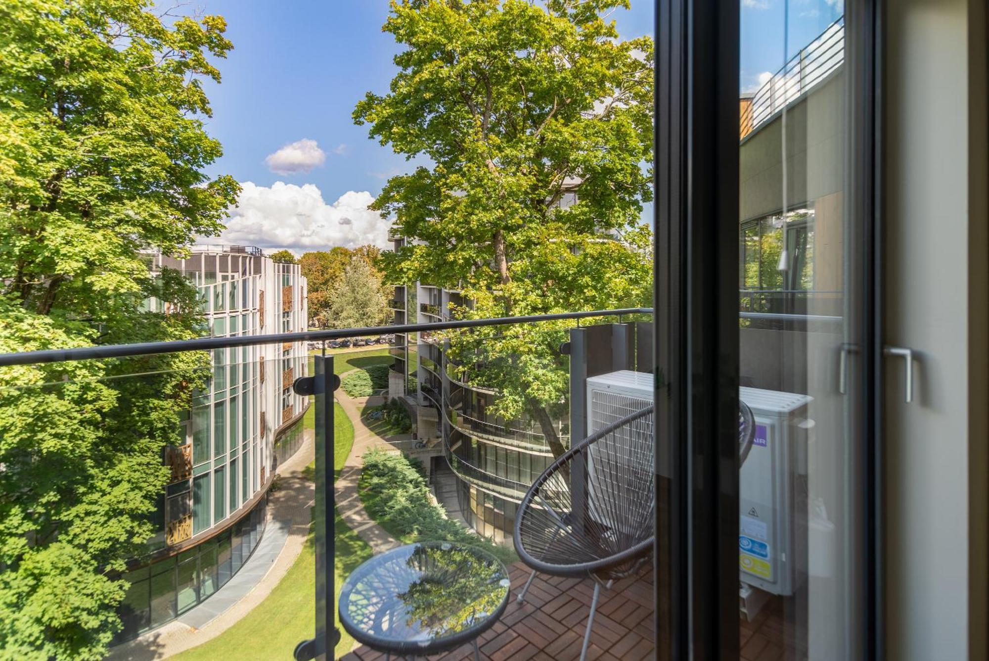 2 Bedroom Apt, 2 Garage Spots & Balconies, Self Check-In, By Cohost Druskininkai Exteriör bild
